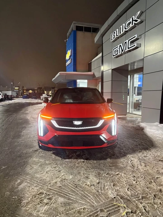 2026 Cadillac Optiq - Image 2 of 19