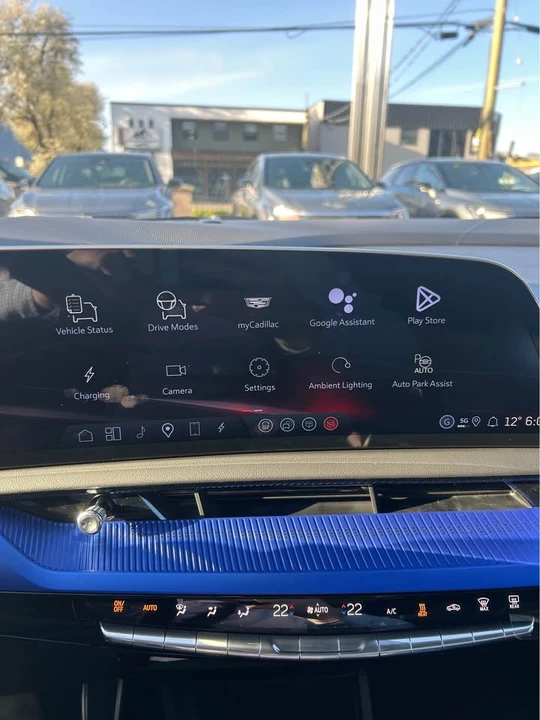 2026 Cadillac Optiq - Image 11 of 12