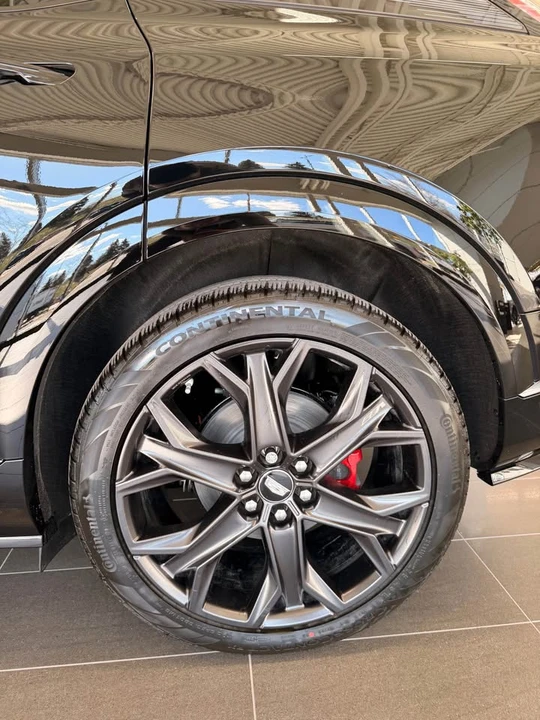 2026 Cadillac Optiq - Image 8 of 12