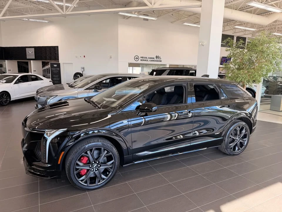 2026 Cadillac Optiq - Image 4 of 12