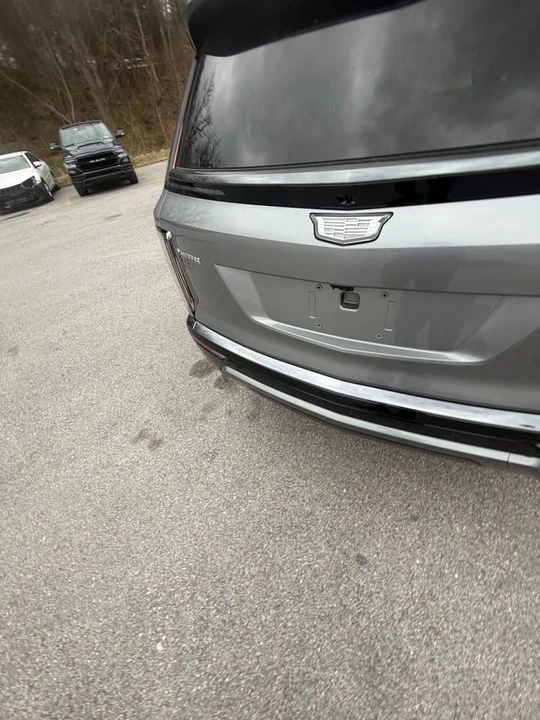 2026 Cadillac Vistiq - Image 6 of 17