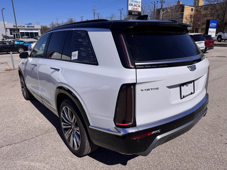 2026 Cadillac Vistiq - Image 7 of 19