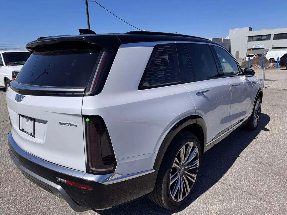 2026 Cadillac Vistiq - Image 5 of 19