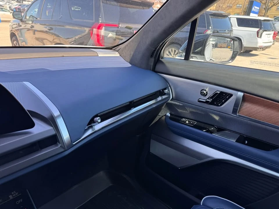 2026 Cadillac Vistiq - Image 19 of 19