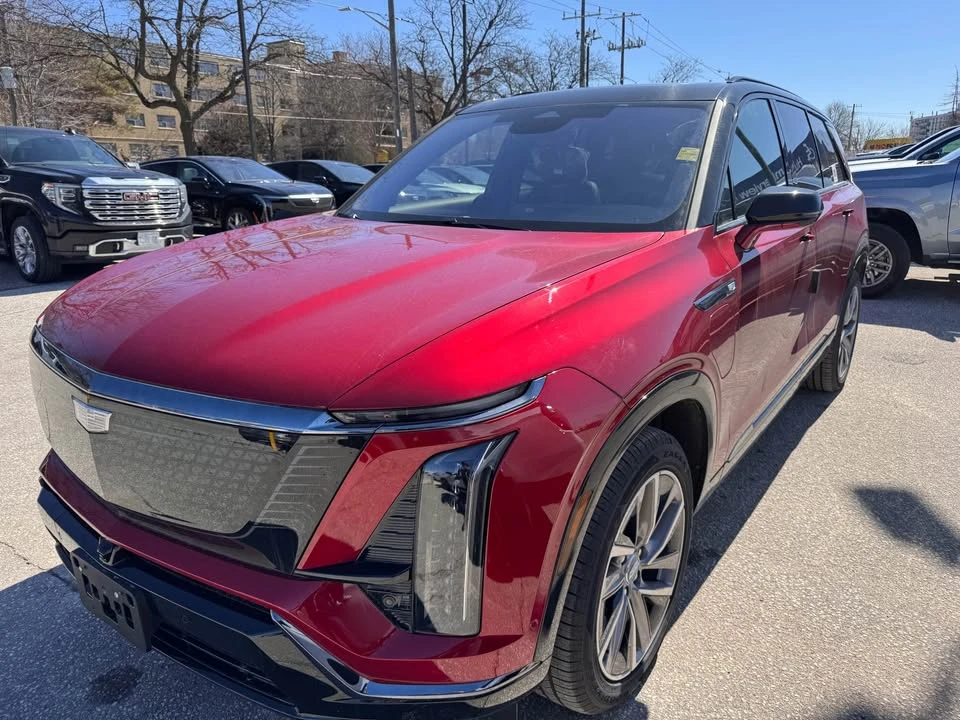 2026 Cadillac Vistiq - Image 8 of 19