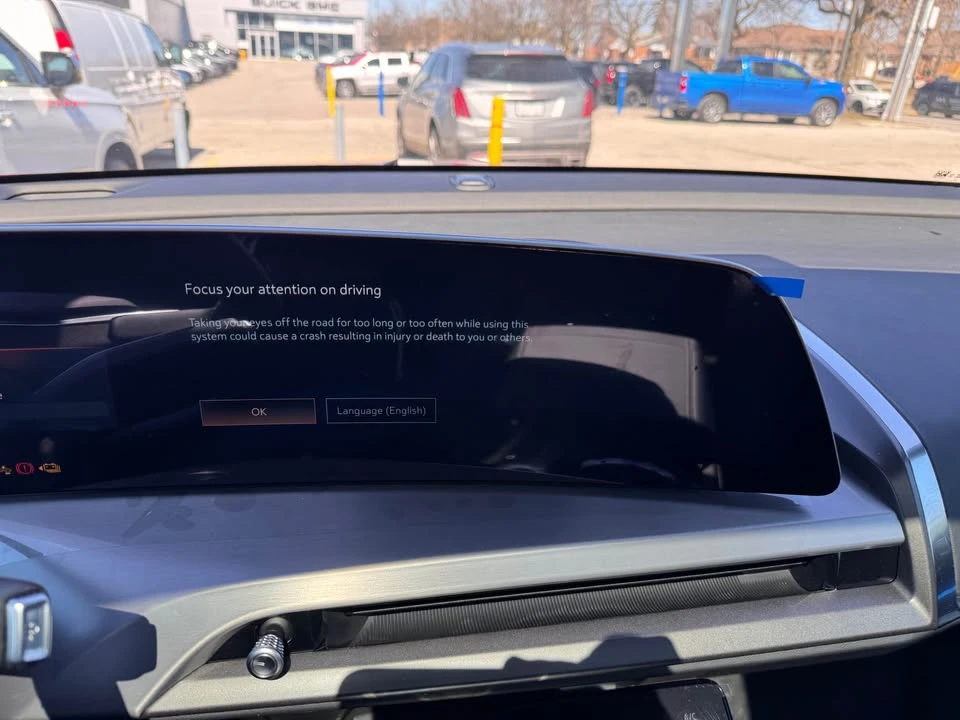 2026 Cadillac Vistiq - Image 18 of 19