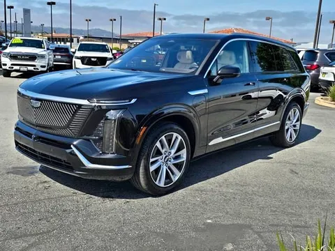 2026 Cadillac VISTIQ Luxury