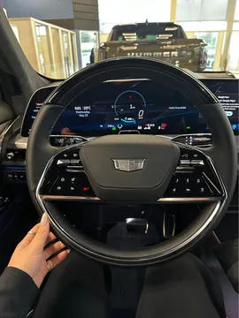 2026 Cadillac VISTIQ Premium Luxury