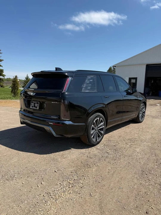 2026 Cadillac Vistiq - Image 4 of 7
