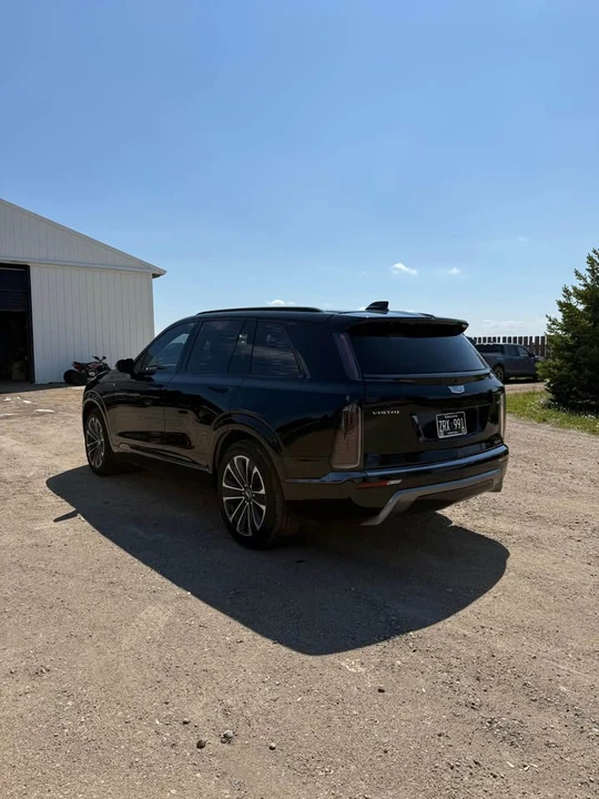 2026 Cadillac Vistiq - Image 3 of 7