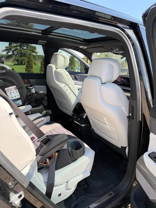 2026 Cadillac Vistiq - Image 7 of 7