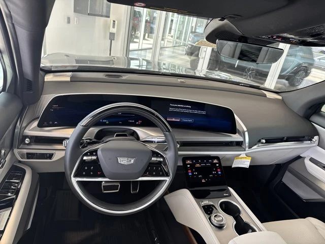 2026 Cadillac Vistiq - Image 12 of 19