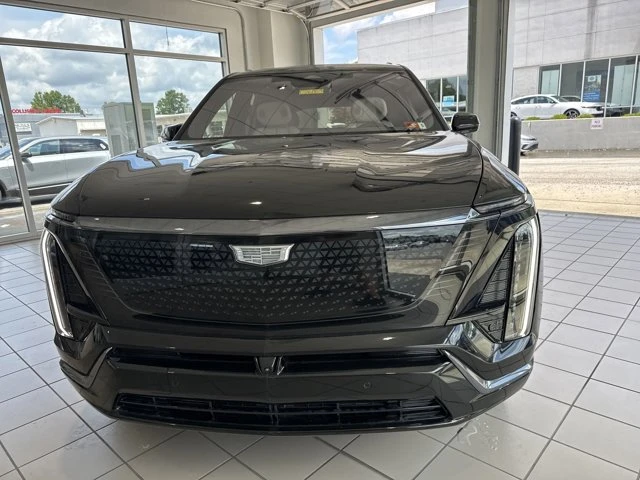 2026 Cadillac Vistiq - Image 8 of 19