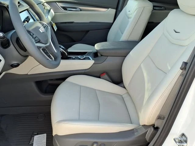 2026 Cadillac XT5 - Image 3 of 13