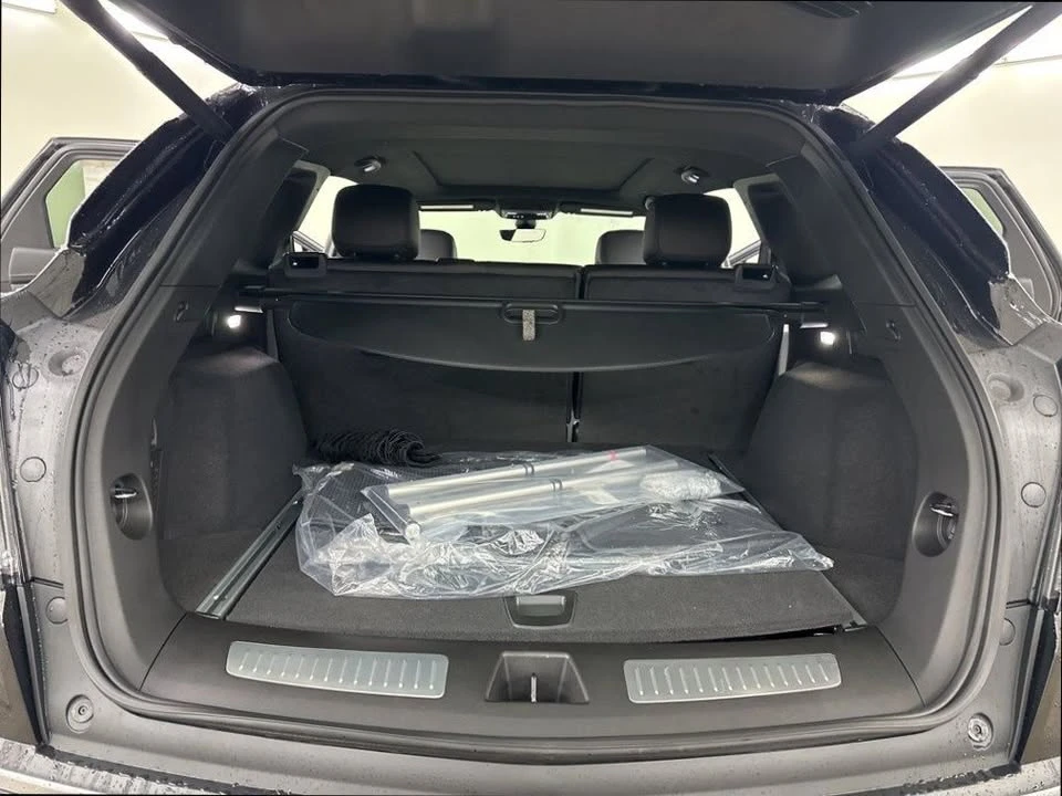 2026 Cadillac XT5 - Image 11 of 20
