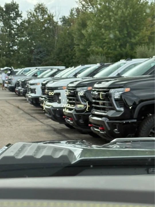 2026 Chevrolet Silverado Heavy Duty 4th Gen - Image 11 of 12