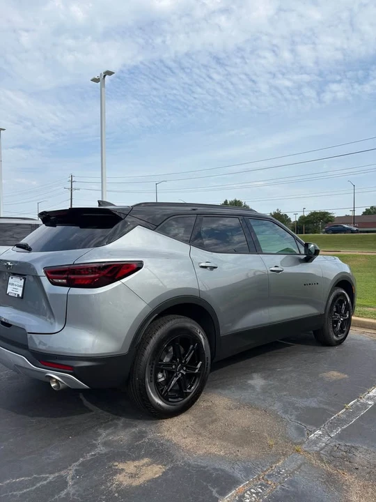 2026 Chevrolet Blazer - Image 5 of 5