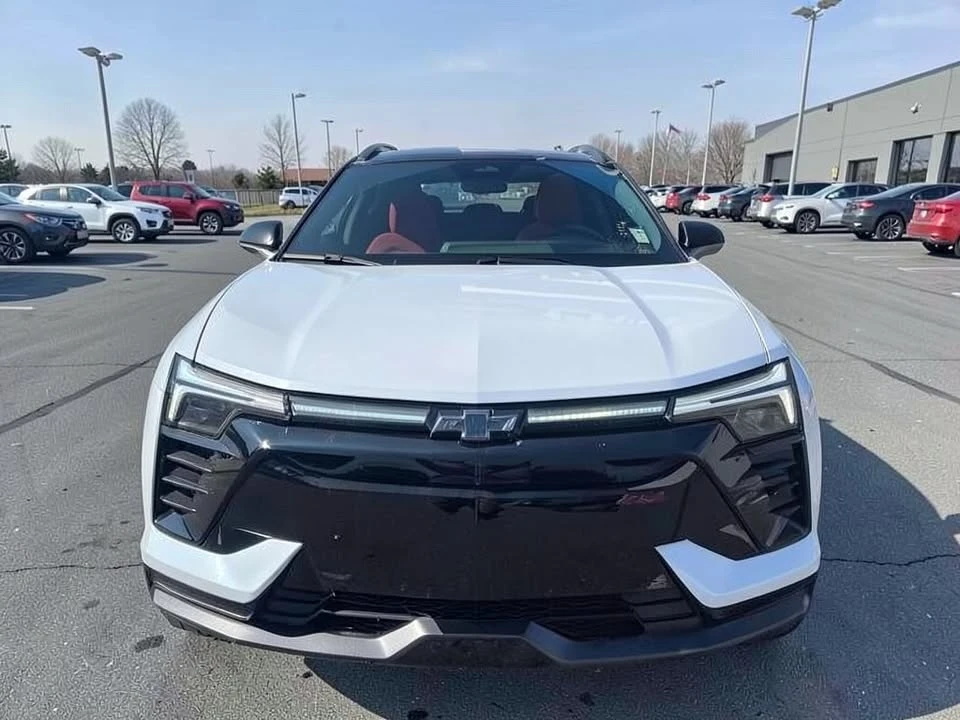 2026 Chevrolet Blazer - Image 2 of 20