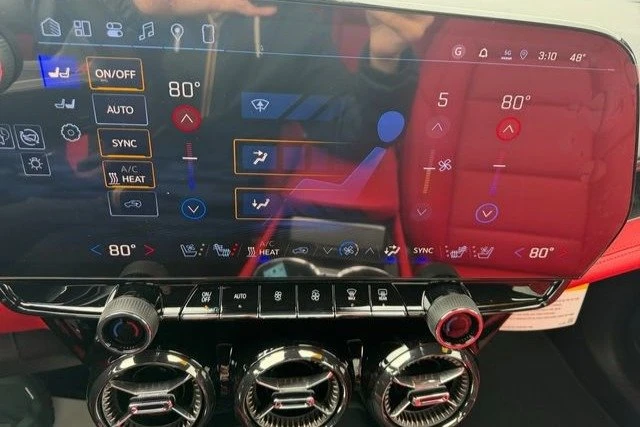 2026 Chevrolet Blazer - Image 18 of 20