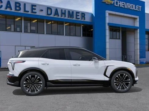 2026 Chevrolet Blazer - Image 19 of 20