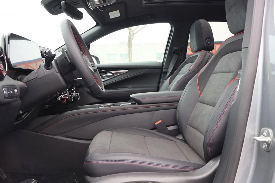 2026 Chevrolet Blazer - Image 7 of 20