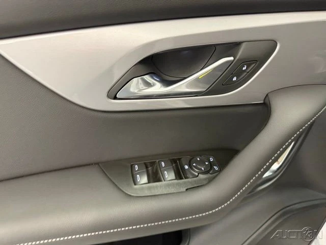 2026 Chevrolet Blazer - Image 14 of 21