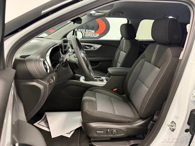2026 Chevrolet Blazer - Image 11 of 21