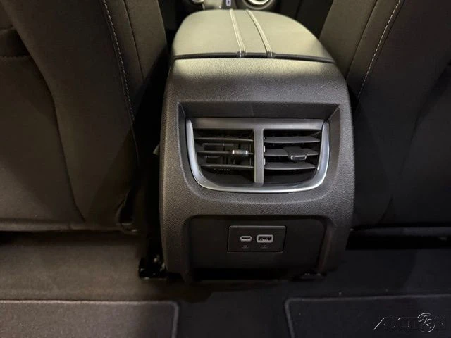 2026 Chevrolet Blazer - Image 16 of 21
