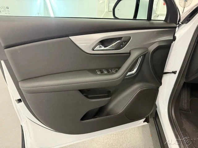 2026 Chevrolet Blazer - Image 13 of 21