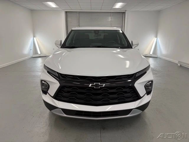 2026 Chevrolet Blazer - Image 2 of 21