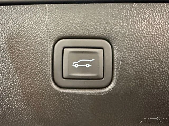 2026 Chevrolet Blazer - Image 9 of 21