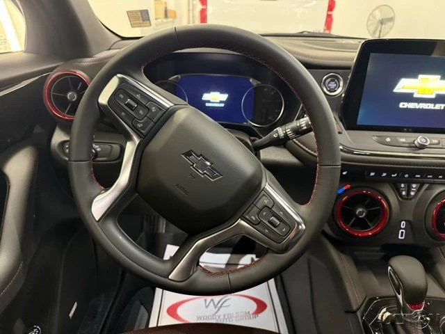 2026 Chevrolet Blazer - Image 18 of 21
