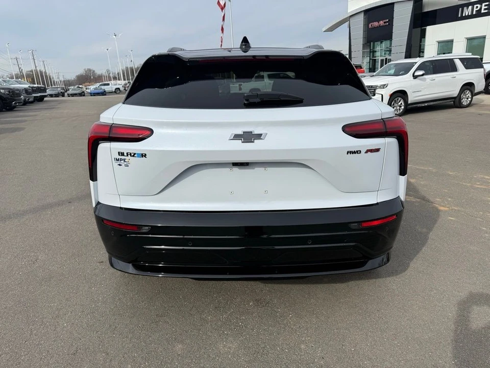 2026 Chevrolet Blazer - Image 4 of 12