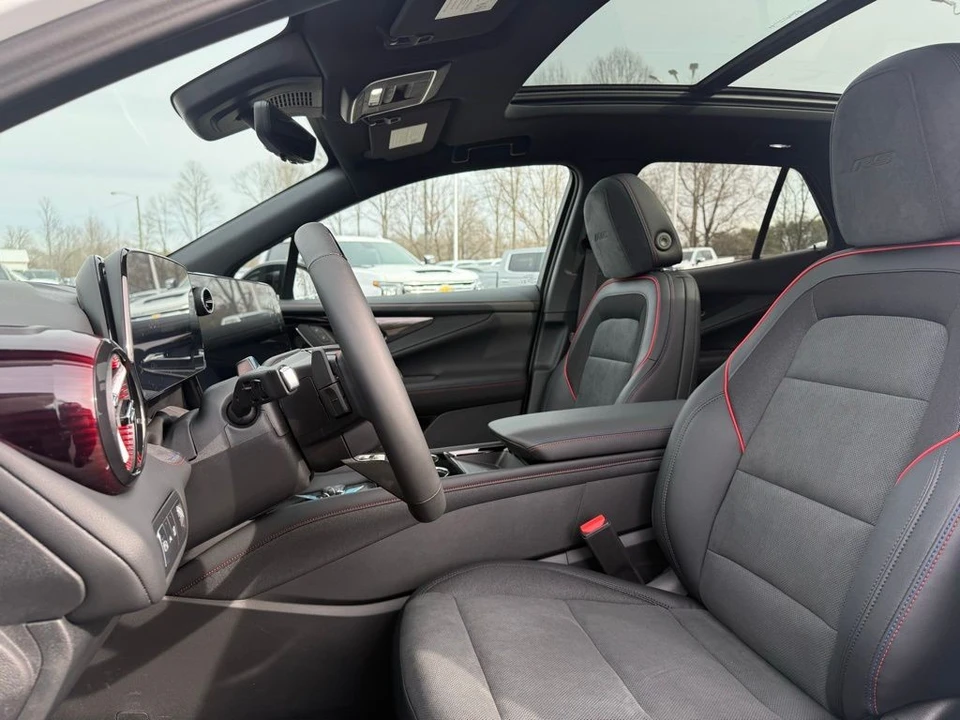 2026 Chevrolet Blazer - Image 11 of 12