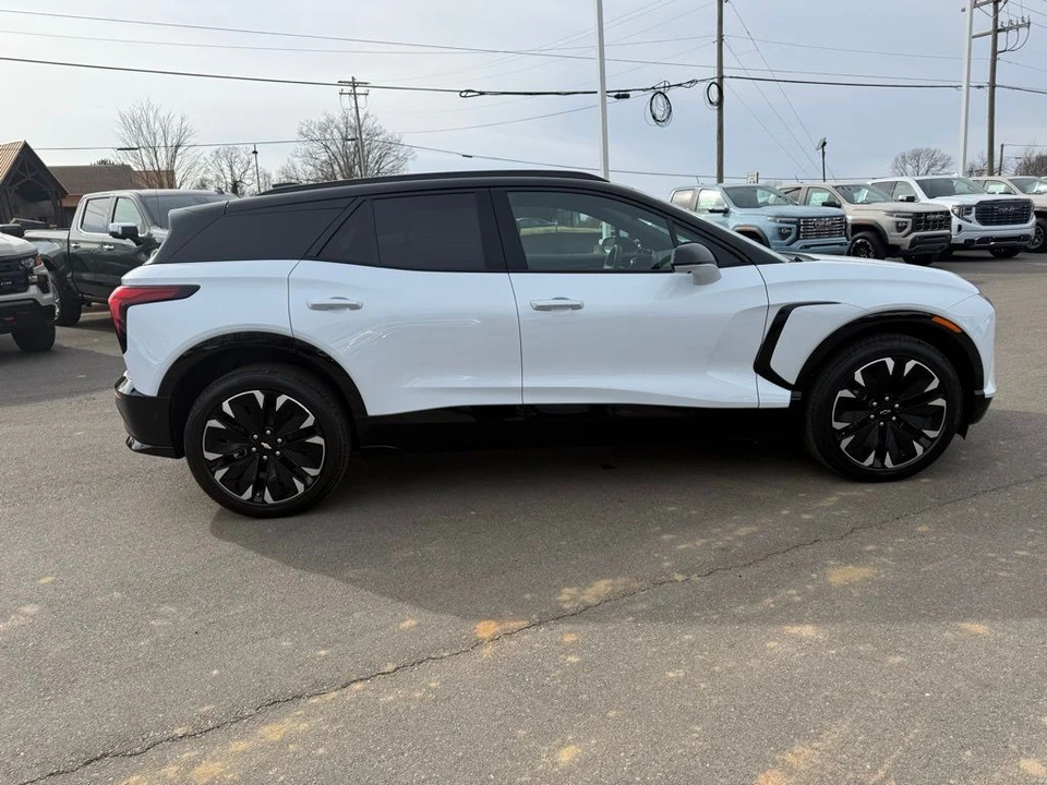 2026 Chevrolet Blazer - Image 6 of 12