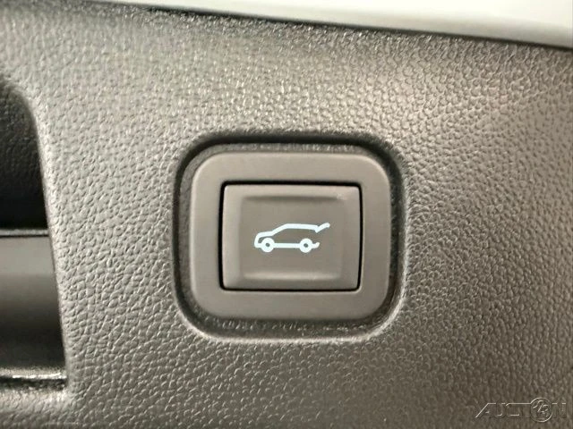 2026 Chevrolet Blazer - Image 9 of 21