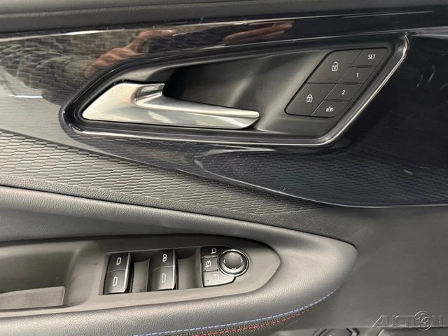 2026 Chevrolet Blazer - Image 15 of 21
