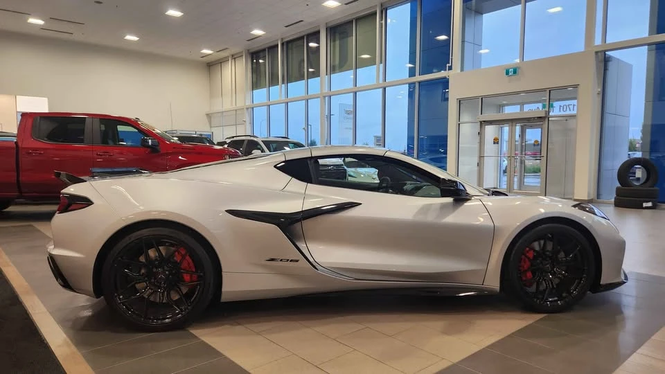 2026 Chevrolet Corvette C8 Z06 - Image 8 of 17