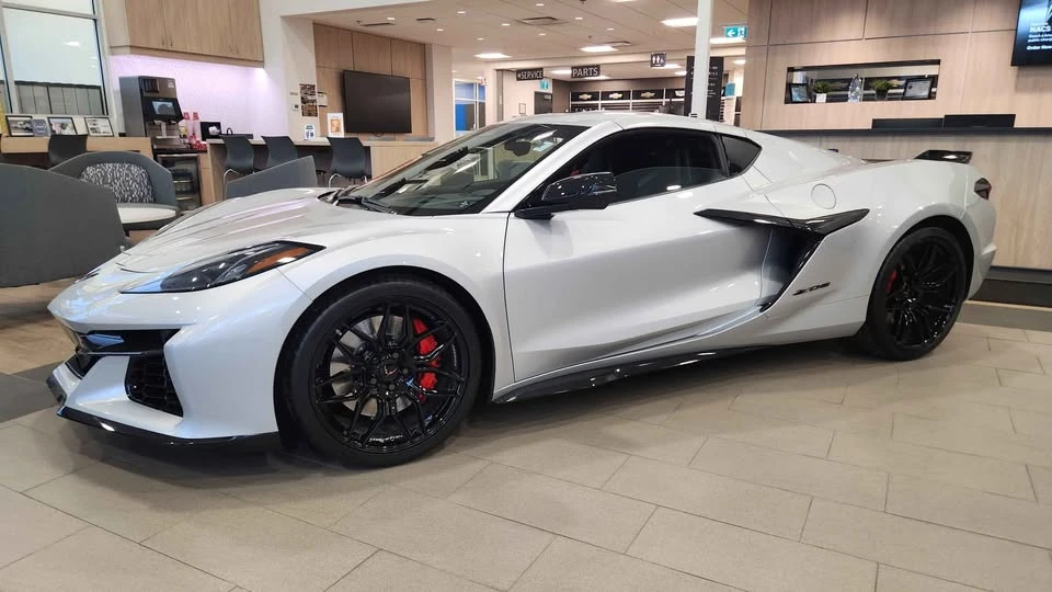 2026 Chevrolet Corvette C8 Z06 - Image 3 of 17