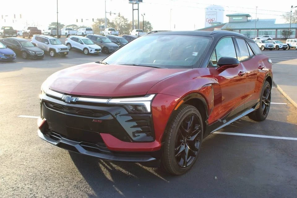 2026 Chevrolet Blazer - Image 3 of 20