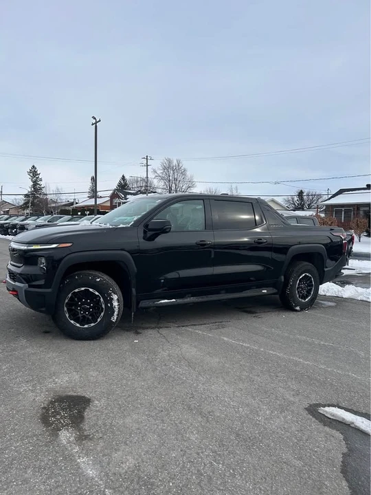 2026 Chevrolet Silverado - Image 2 of 14