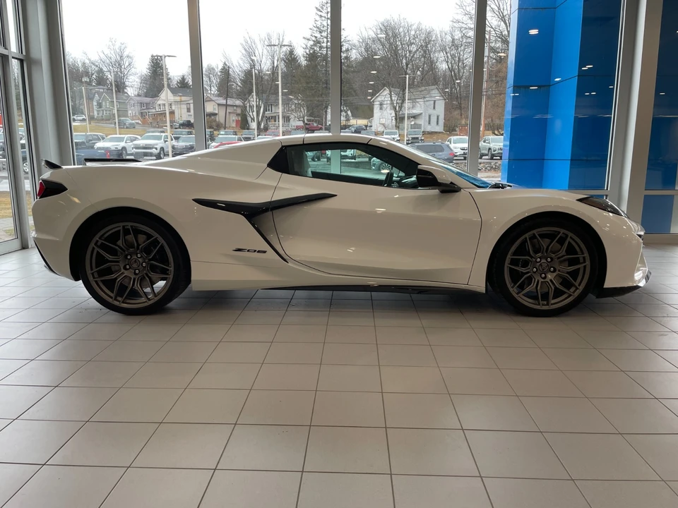 2026 Chevrolet Corvette C8 Z06 - Image 8 of 14