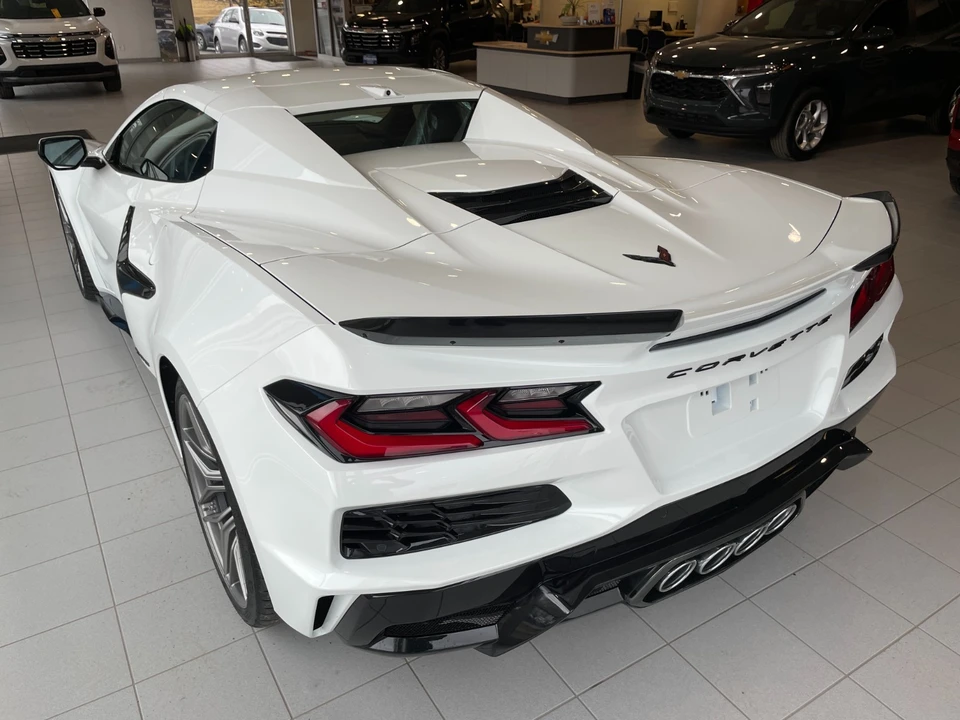 2026 Chevrolet Corvette C8 Z06 - Image 5 of 14