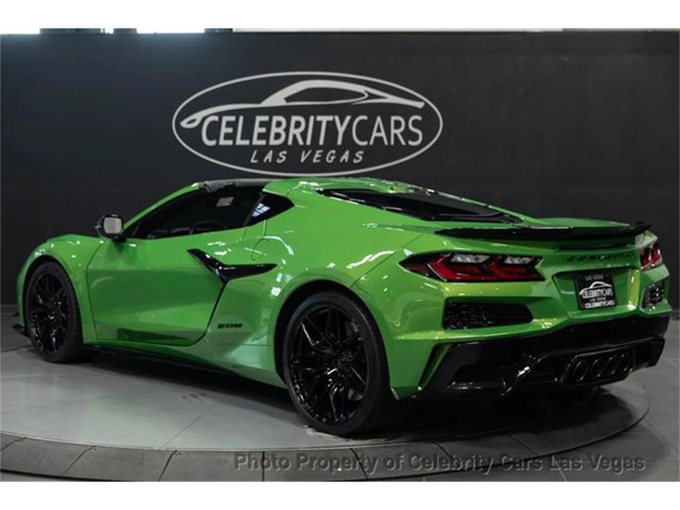 2026 Chevrolet Corvette C8 ZR1X - Image 26 of 31