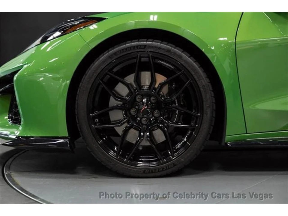 2026 Chevrolet Corvette C8 ZR1X - Image 19 of 31