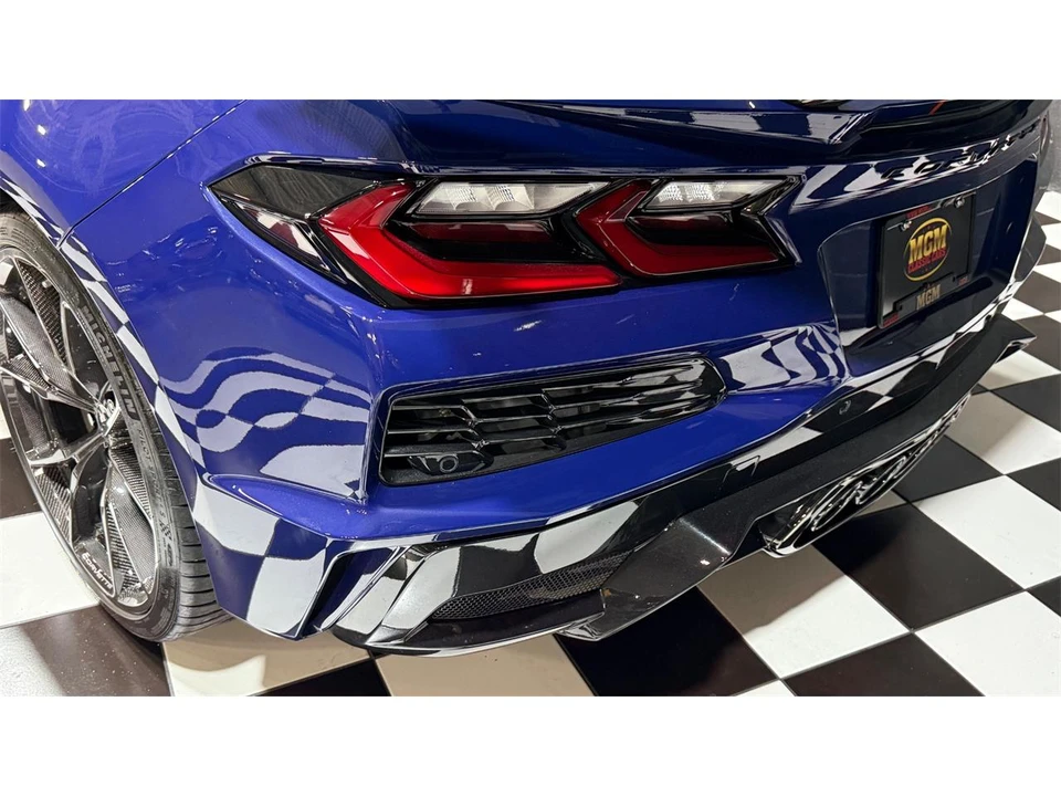 2026 Chevrolet Corvette C8 ZR1X - Image 17 of 31