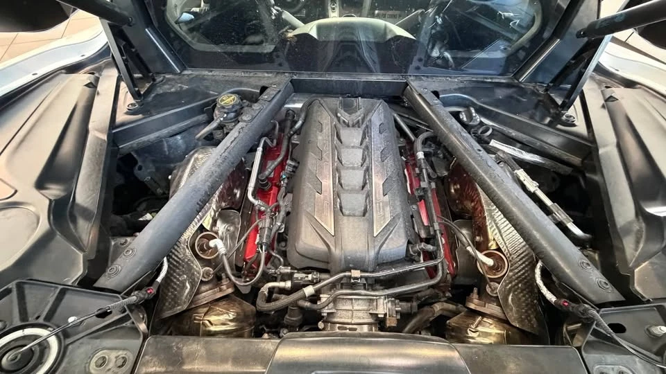 2026 Chevrolet Corvette C8 E-Ray - Image 14 of 16