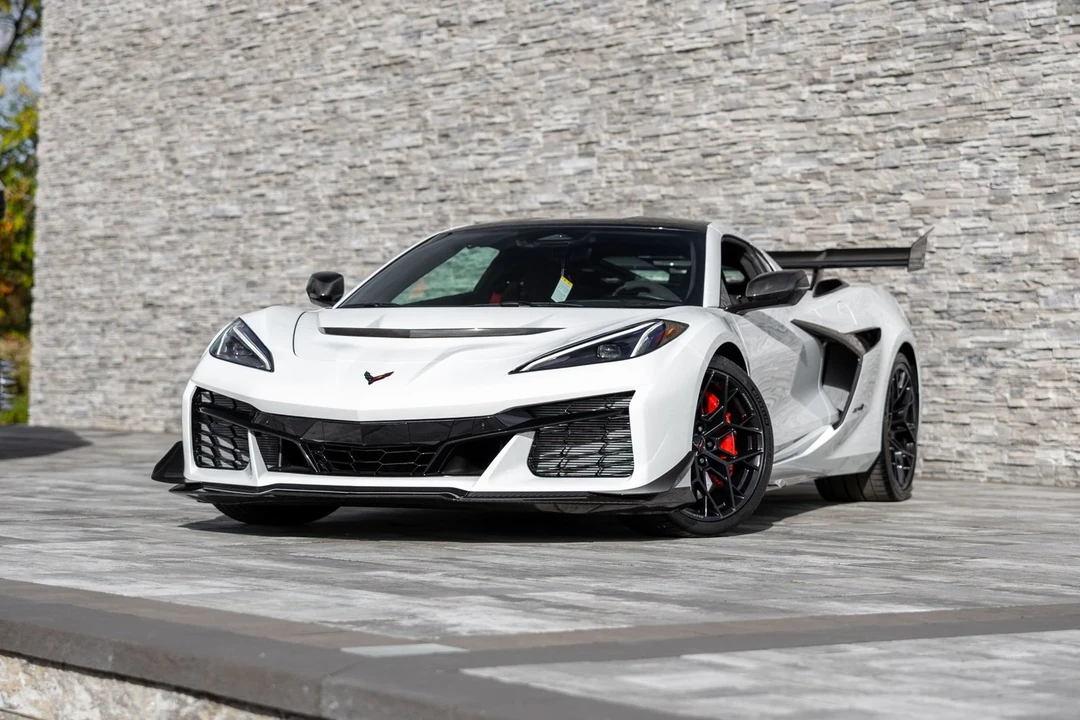 2026 Chevrolet Corvette C8 ZR1 - Image 2 of 21