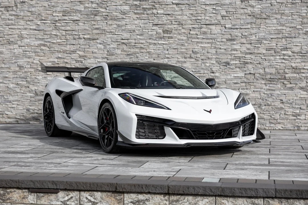 2026 Chevrolet Corvette C8 ZR1 - Image 9 of 21