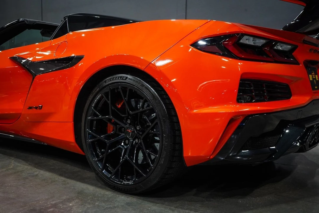 2026 Chevrolet Corvette C8 Z06 - Image 13 of 31
